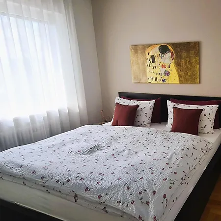 Nadia, Bilocale Nel A 5 Minuti Dal Centro *